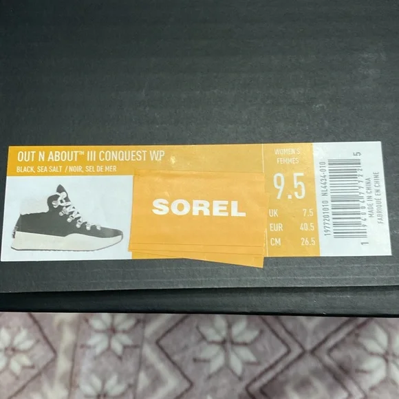 🍋Sorel Boots🍋 - Picture 7 of 7